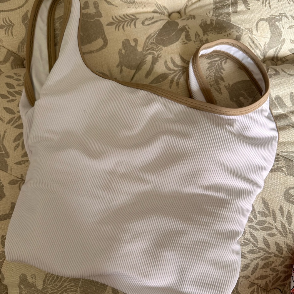 COPY - Lainsnow NWOT bathing suit!